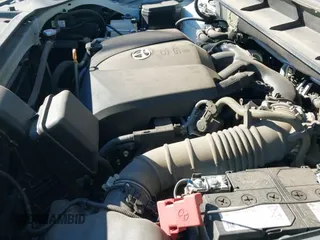 ✅ 2020 Toyota Highlander L • VIN: 5TDCZRAH1LS502299 • Lot: 43733395. Wystawiony na IAAI z przebiegiem 81 284 mil. Bezpłatny archiwum sprzedaży aukcyjnych z USA i szczegółowy raport historii pojazdu na DreamBid. Zdjęcie 20.