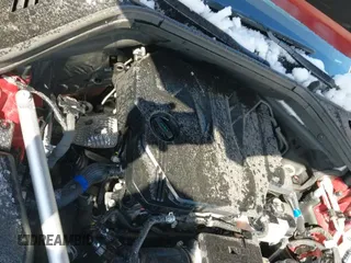 ✅ 2025 Genesis GV70 2.5T • VIN: 5NMMADTB5SH021934 • Lot: 41784283. Listed on IAAI with 5,920 mi. Free auction sales archive from the USA and detailed vehicle history report at DreamBid. Image 20.