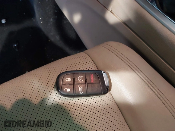 ✅ 2020 Jeep Grand Cherokee Limited • VIN: 1C4RJFBG5LC293382 • Lot: 43229634. Wystawiony na IAAI z przebiegiem 72 836 mil. Bezpłatny archiwum sprzedaży aukcyjnych z USA i szczegółowy raport historii pojazdu na DreamBid. Zdjęcie 11.