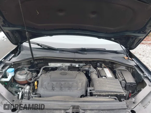 ✅ 2019 Volkswagen Tiguan SE • VIN: 3VV3B7AXXKM083630 • Lot: 45184049. Wystawiony na IAAI z przebiegiem 75 213 mil. Bezpłatny archiwum sprzedaży aukcyjnych z USA i szczegółowy raport historii pojazdu na DreamBid. Zdjęcie 10.
