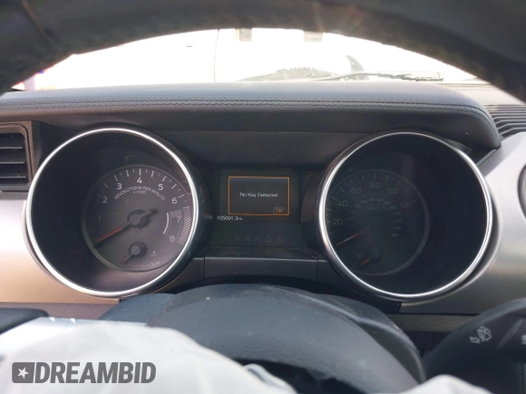 ✅ 2019 Ford Mustang EcoBoost Premium • VIN: 1FATP8UH9K5148585 • Lot: 44643045. Wystawiony na IAAI z przebiegiem 105 091 mil. Bezpłatny archiwum sprzedaży aukcyjnych z USA i szczegółowy raport historii pojazdu na DreamBid. Zdjęcie 7.