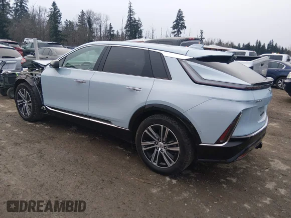 ✅ 2024 Cadillac LYRIQ Luxury • VIN: 1GYKPRRL0RZ120812 • Lot: 44442775. Wystawiony na IAAI z przebiegiem 13 849 mil. Bezpłatny archiwum sprzedaży aukcyjnych z USA i szczegółowy raport historii pojazdu na DreamBid. Zdjęcie 3.