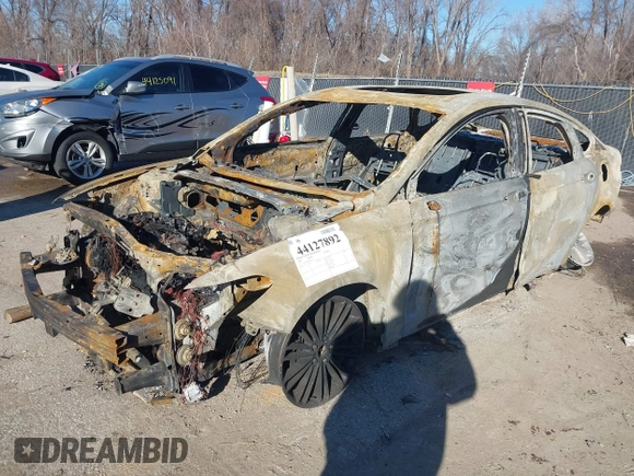 ✅ 2014 Ford Fusion SE • VIN: 3FA6P0HD9ER267227 • Lot: 44127892. Wystawiony na IAAI z przebiegiem Nie podano. Bezpłatny archiwum sprzedaży aukcyjnych z USA i szczegółowy raport historii pojazdu na DreamBid. Zdjęcie 2.