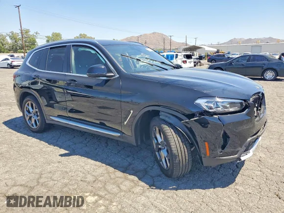 ✅ 2024 BMW X3 sDrive30i • VIN: WBX47DP09RN301900 • Lot: 53276266. Wystawiony na Copart z przebiegiem 4 255 mil. Bezpłatny archiwum sprzedaży aukcyjnych z USA i szczegółowy raport historii pojazdu na DreamBid. Zdjęcie 4.