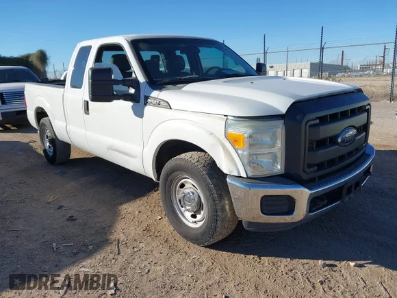 ✅ 2015 Ford F-250 XLT • VIN: 1FT7X2A62FEA40469 • Lot: 43989420. Listed on IAAI with 228,096 mi. Free auction sales archive from the USA and detailed vehicle history report at DreamBid. Image 1.