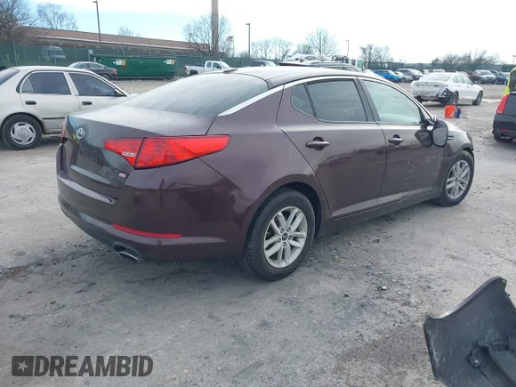 ✅ 2011 Kia Optima LX • VIN: KNAGM4A75B5175045 • Лот: 44126077. Опубликован ранее на IAAI с пробегом 141 894 миль. Бесплатный доступ к архиву аукционных продаж из США и подробный отчёт об истории автомобиля на DreamBid. Изображение 4.
