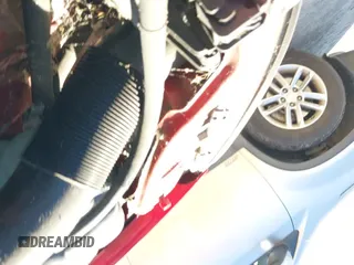 ✅ 2001 Mercedes-Benz SLK 230/320 • VIN: WDBKK65F11F195607 • Лот: 42773235. Опубликован ранее на IAAI с пробегом 176 587 миль. Бесплатный доступ к архиву аукционных продаж из США и подробный отчёт об истории автомобиля на DreamBid. Изображение 12.