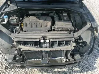 ✅ 2018 Volkswagen Tiguan SEL Premium • VIN: 3VV4B7AX3JM185323 • Lot: 81655495. Wystawiony na Copart z przebiegiem 57 089 mil. Bezpłatny archiwum sprzedaży aukcyjnych z USA i szczegółowy raport historii pojazdu na DreamBid. Zdjęcie 15.