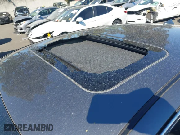 ✅ 2019 Infiniti Q50 Luxe • VIN: JN1EV7AP0KM543813 • Лот: 44545375. Опубліковано раніше на IAAI з пробігом Не вказано. Безкоштовний доступ до архіву аукціонних продажів зі США та докладний звіт про історію автомобіля на DreamBid. Зображення 7.