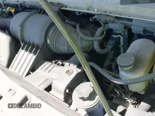 ✅ 2012 Ford Econoline Cargo Commercial • VIN: 1FTNE1EW8CDA81921 • Lot: 43317418. Wystawiony na IAAI z przebiegiem 22 175 mil. Bezpłatny archiwum sprzedaży aukcyjnych z USA i szczegółowy raport historii pojazdu na DreamBid. Zdjęcie 19.