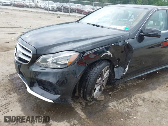 ✅ 2014 Mercedes-Benz E 350 Sport • VIN: WDDHF5KB4EB042945 • Lot: 45153948. Wystawiony na IAAI z przebiegiem 73 177 mil. Bezpłatny archiwum sprzedaży aukcyjnych z USA i szczegółowy raport historii pojazdu na DreamBid. Zdjęcie 6.