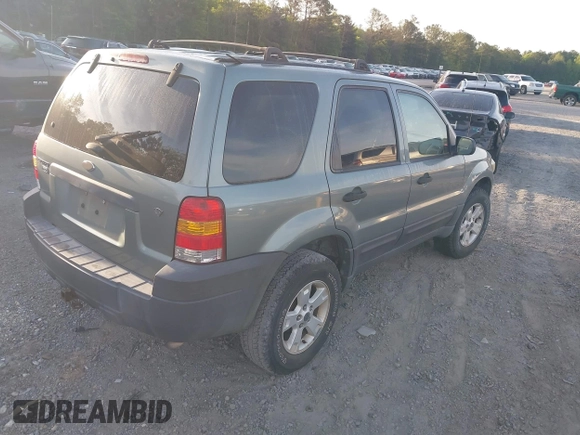 ✅ 2006 Ford Escape XLT • VIN: 1FMYU03146KA11586 • Lot: 44793299. Wystawiony na IAAI z przebiegiem 172 690 mil. Bezpłatny archiwum sprzedaży aukcyjnych z USA i szczegółowy raport historii pojazdu na DreamBid. Zdjęcie 4.