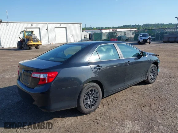 ✅ 2012 Toyota Camry XLE • VIN: 4T1BF1FK8CU513284 • Лот: 45233484. Опубліковано раніше на IAAI з пробігом 209 085 миль. Безкоштовний доступ до архіву аукціонних продажів зі США та докладний звіт про історію автомобіля на DreamBid. Зображення 4.
