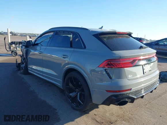 ✅ 2022 Audi RS Q8 • VIN: WU1ARBF12ND031873 • Lot: 43407807. Wystawiony na IAAI z przebiegiem 12 670 mil. Bezpłatny archiwum sprzedaży aukcyjnych z USA i szczegółowy raport historii pojazdu na DreamBid. Zdjęcie 3.