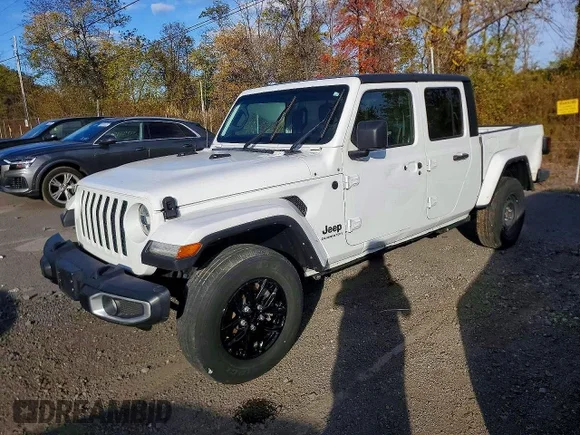 ✅ 2022 Jeep Gladiator Sport S • VIN: 1C6HJTAG3NL163736 • Lot: 48802286. Wystawiony na Copart z przebiegiem Nie podano. Bezpłatny archiwum sprzedaży aukcyjnych z USA i szczegółowy raport historii pojazdu na DreamBid. Zdjęcie 1.