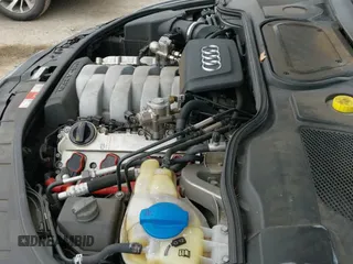 ✅ 2009 Audi A8 • VIN: WAULV94E79N003967 • Lot: 42891835. Wystawiony na IAAI z przebiegiem 148 280 mil. Bezpłatny archiwum sprzedaży aukcyjnych z USA i szczegółowy raport historii pojazdu na DreamBid. Zdjęcie 12.