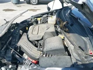 ✅ 2019 Chrysler Pacifica Touring L • VIN: 2C4RC1BG0KR680795 • Лот: 43327837. Опубликован ранее на IAAI с пробегом 174 225 миль. Бесплатный доступ к архиву аукционных продаж из США и подробный отчёт об истории автомобиля на DreamBid. Изображение 19.