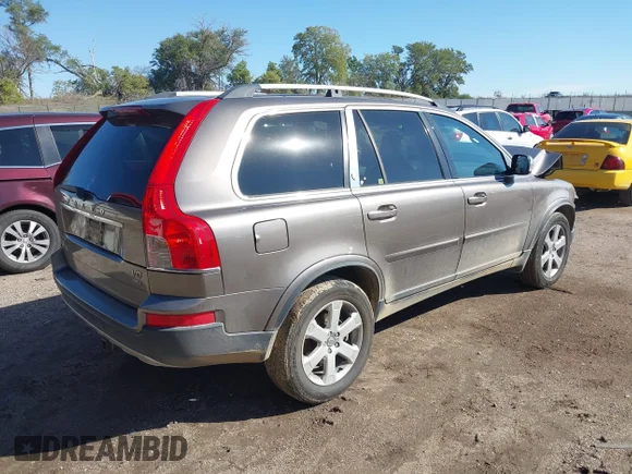 ✅ 2009 Volvo XC90 V8 • VIN: YV4CZ852391495276 • Lot: 43393060. Wystawiony na IAAI z przebiegiem 223 953 mil. Bezpłatny archiwum sprzedaży aukcyjnych z USA i szczegółowy raport historii pojazdu na DreamBid. Zdjęcie 4.