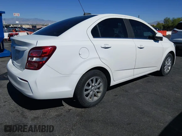 ✅ 2017 Chevrolet Sonic LT • VIN: 1G1JD5SB8H4112157 • Лот: 45508812. Опубликован ранее на IAAI с пробегом 102 471 миль. Бесплатный доступ к архиву аукционных продаж из США и подробный отчёт об истории автомобиля на DreamBid. Изображение 4.