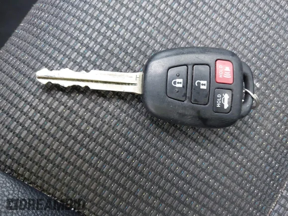 ✅ 2015 Toyota Corolla S Plus • VIN: 2T1BURHEXFC270384 • Лот: 44282102. Опубліковано раніше на IAAI з пробігом 147 431 миль. Безкоштовний доступ до архіву аукціонних продажів зі США та докладний звіт про історію автомобіля на DreamBid. Зображення 11.