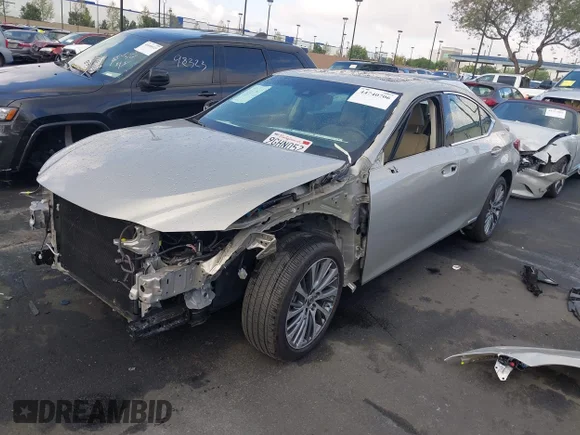 ✅ 2021 Lexus ES 300h • VIN: 58ADA1C11MU001086 • Лот: 44740706. Опубликован ранее на IAAI с пробегом 32 366 миль. Бесплатный доступ к архиву аукционных продаж из США и подробный отчёт об истории автомобиля на DreamBid. Изображение 2.