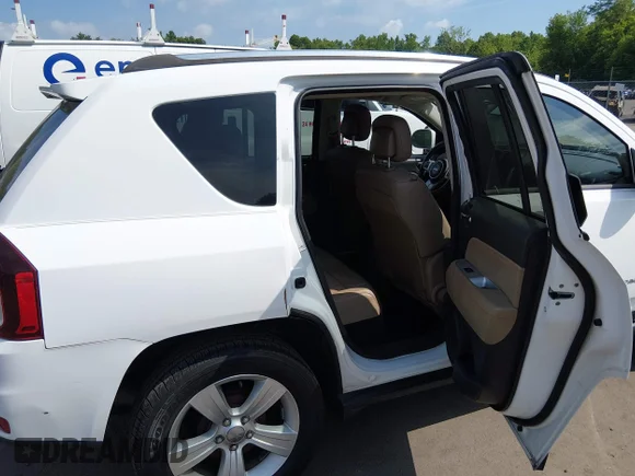 ✅ 2014 Jeep Compass Latitude • VIN: 1C4NJCEA8ED509615 • Лот: 45342795. Опубликован ранее на IAAI с пробегом 45 949 миль. Бесплатный доступ к архиву аукционных продаж из США и подробный отчёт об истории автомобиля на DreamBid. Изображение 8.