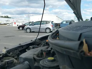 ✅ 2010 Honda Civic LX • VIN: 19XFA1F5XAE069657 • Lot: 43476749. Wystawiony na IAAI z przebiegiem 178 893 mil. Bezpłatny archiwum sprzedaży aukcyjnych z USA i szczegółowy raport historii pojazdu na DreamBid. Zdjęcie 12.