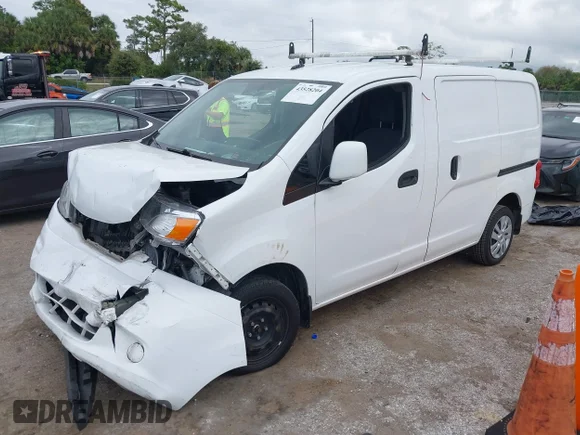 ✅ 2021 Nissan NV200 S • VIN: 3N6CM0KN6MK701115 • Lot: 43528204. Wystawiony na IAAI z przebiegiem 126 982 mil. Bezpłatny archiwum sprzedaży aukcyjnych z USA i szczegółowy raport historii pojazdu na DreamBid. Zdjęcie 2.