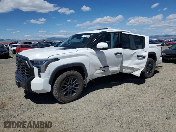 ✅ 2022 Toyota Tundra Limited Hybrid • VIN: 5TFJC5DB9NX009301 • Лот: 64211815. Опубликован ранее на Copart с пробегом 62 064 миль. Бесплатный доступ к архиву аукционных продаж из США и подробный отчёт об истории автомобиля на DreamBid. Изображение 1.