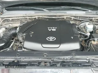 ✅ 2011 Toyota Tacoma PreRunner • VIN: 3TMJU4GN3BM116553 • Lot: 43367153. Listed on IAAI with 166,776 mi. Free auction sales archive from the USA and detailed vehicle history report at DreamBid. Image 19.