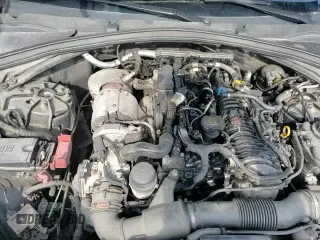 ✅ 2018 Jaguar F-Pace 20d R-Sport • VIN: SADCL2FN9JA260545 • Lot: 65555605. Wystawiony na Copart z przebiegiem 94 299 mil. Bezpłatny archiwum sprzedaży aukcyjnych z USA i szczegółowy raport historii pojazdu na DreamBid. Zdjęcie 14.