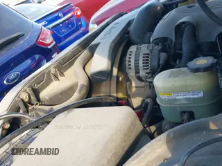 ✅ 2002 GMC Yukon XL SLT • VIN: 1GKFK16Z42J235521 • Lot: 41046688. Listed on IAAI with 207,570 mi. Free auction sales archive from the USA and detailed vehicle history report at DreamBid. Image 12.