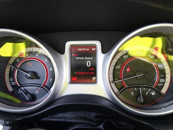 ✅ 2018 Dodge Journey SE • VIN: 3C4PDCAB6JT302398 • Lot: 44118485. Wystawiony na IAAI z przebiegiem 140 470 mil. Bezpłatny archiwum sprzedaży aukcyjnych z USA i szczegółowy raport historii pojazdu na DreamBid. Zdjęcie 7.