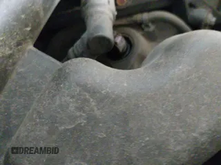 ✅ 2016 Ford Transit Cargo • VIN: 1FTYR2ZM6GKA03946 • Lot: 42590477. Wystawiony na IAAI z przebiegiem 163 710 mil. Bezpłatny archiwum sprzedaży aukcyjnych z USA i szczegółowy raport historii pojazdu na DreamBid. Zdjęcie 18.