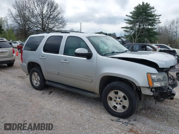 ✅ 2012 Chevrolet Tahoe LT • VIN: 1GNSCBE0XCR123087 • Lot: 44569904. Wystawiony na IAAI z przebiegiem 263 916 mil. Bezpłatny archiwum sprzedaży aukcyjnych z USA i szczegółowy raport historii pojazdu na DreamBid. Zdjęcie 1.