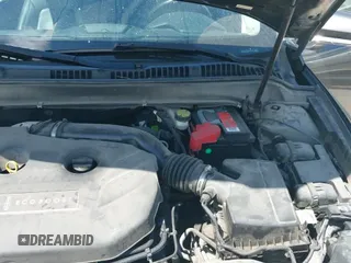 ✅ 2015 Lincoln MKZ • VIN: 3LN6L2G95FR620154 • Lot: 42257441. Wystawiony na IAAI z przebiegiem 89 022 mil. Bezpłatny archiwum sprzedaży aukcyjnych z USA i szczegółowy raport historii pojazdu na DreamBid. Zdjęcie 16.