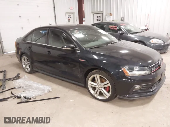 ✅ 2017 Volkswagen Jetta GLI • VIN: 3VW5T7AJ4HM336124 • Лот: 44710716. Опубліковано раніше на IAAI з пробігом 72 171 миль. Безкоштовний доступ до архіву аукціонних продажів зі США та докладний звіт про історію автомобіля на DreamBid. Зображення 1.