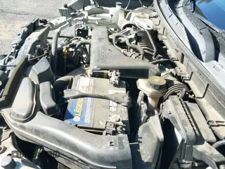 ✅ 2017 Nissan Rogue SV • VIN: JN8AT2MT8HW399619 • Lot: 43022305. Wystawiony na IAAI z przebiegiem 96 328 mil. Bezpłatny archiwum sprzedaży aukcyjnych z USA i szczegółowy raport historii pojazdu na DreamBid. Zdjęcie 20.