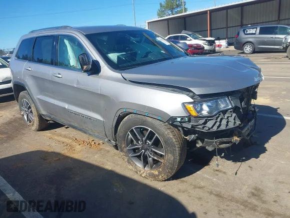 ✅ 2020 Jeep Grand Cherokee Laredo E • VIN: 1C4RJEAG3LC300759 • Лот: 44117241. Опубликован ранее на IAAI с пробегом 111 874 миль. Бесплатный доступ к архиву аукционных продаж из США и подробный отчёт об истории автомобиля на DreamBid. Изображение 1.
