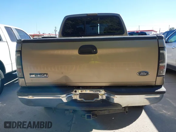 ✅ 2006 Ford F-250 XL • VIN: 1FTSW21P96EB15660 • Lot: 43570237. Listed on IAAI with 184,816 mi. Free auction sales archive from the USA and detailed vehicle history report at DreamBid. Image 16.