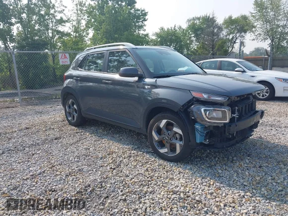 ✅ 2024 Hyundai Venue Limited • VIN: KMHRC8A32RU280155 • Lot: 42429119. Wystawiony na IAAI z przebiegiem 17 525 mil. Bezpłatny archiwum sprzedaży aukcyjnych z USA i szczegółowy raport historii pojazdu na DreamBid. Zdjęcie 1.
