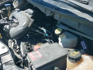 ✅ 2018 Ford Transit • VIN: 1FTYR1YM2JKA46683 • Лот: 42812313. Опубликован ранее на IAAI с пробегом 205 913 миль. Бесплатный доступ к архиву аукционных продаж из США и подробный отчёт об истории автомобиля на DreamBid. Изображение 19.