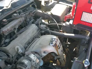 ✅ 2000 Toyota Camry LE • VIN: 4T1BG22K5YU942110 • Lot: 43543706. Wystawiony na IAAI z przebiegiem 201 360 mil. Bezpłatny archiwum sprzedaży aukcyjnych z USA i szczegółowy raport historii pojazdu na DreamBid. Zdjęcie 12.