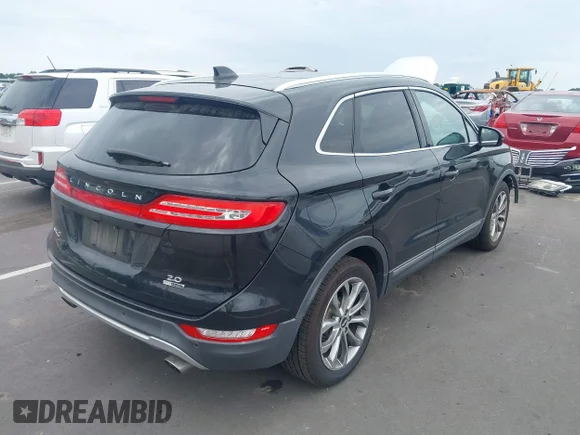 ✅ 2015 Lincoln MKC • VIN: 5LMCJ1A90FUJ09212 • Лот: 45393444. Опубліковано раніше на IAAI з пробігом 97 475 миль. Безкоштовний доступ до архіву аукціонних продажів зі США та докладний звіт про історію автомобіля на DreamBid. Зображення 4.