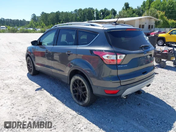 ✅ 2018 Ford Escape Titanium • VIN: 1FMCU9J96JUB24332 • Лот: 45285681. Опубликован ранее на IAAI с пробегом 139 239 миль. Бесплатный доступ к архиву аукционных продаж из США и подробный отчёт об истории автомобиля на DreamBid. Изображение 3.