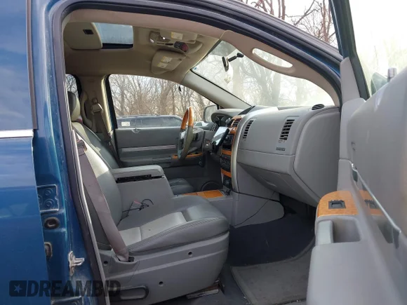 ✅ 2009 Chrysler Aspen Limited • VIN: 1A8HW58T69F717969 • Лот: 43885373. Опубликован ранее на IAAI с пробегом 196 170 миль. Бесплатный доступ к архиву аукционных продаж из США и подробный отчёт об истории автомобиля на DreamBid. Изображение 5.