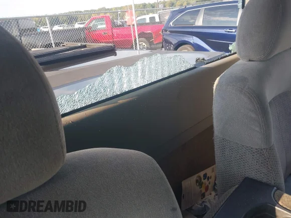 ✅ 1999 Chevrolet Silverado 1500 LT • VIN: 1GCEK14T4XE235816 • Lot: 43150353. Wystawiony na IAAI z przebiegiem 264 513 mil. Bezpłatny archiwum sprzedaży aukcyjnych z USA i szczegółowy raport historii pojazdu na DreamBid. Zdjęcie 8.