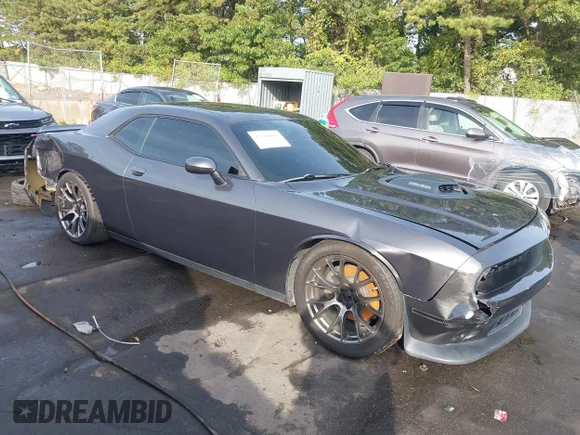 ✅ 2016 Dodge Challenger R/T Plus Shaker • VIN: 2C3CDZBTXGH300653 • Lot: 43344003. Wystawiony na IAAI z przebiegiem 62 594 mil. Bezpłatny archiwum sprzedaży aukcyjnych z USA i szczegółowy raport historii pojazdu na DreamBid. Zdjęcie 1.