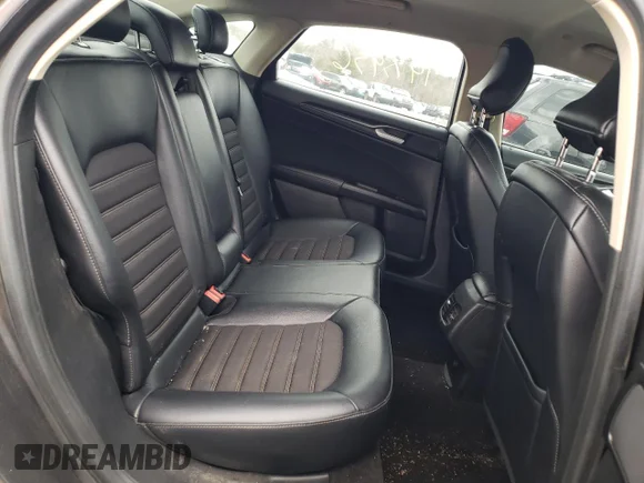 ✅ 2018 Ford Fusion SE • VIN: 3FA6P0LU5JR241824 • Лот: 42303303. Опубликован ранее на Copart с пробегом 147 956 миль. Бесплатный доступ к архиву аукционных продаж из США и подробный отчёт об истории автомобиля на DreamBid. Изображение 10.