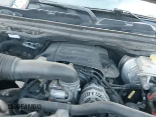 ✅ 2019 Ram 1500 Sport • VIN: 1C6SRFET3KN826343 • Лот: 43588354. Опубликован ранее на IAAI с пробегом 122 407 миль. Бесплатный доступ к архиву аукционных продаж из США и подробный отчёт об истории автомобиля на DreamBid. Изображение 20.